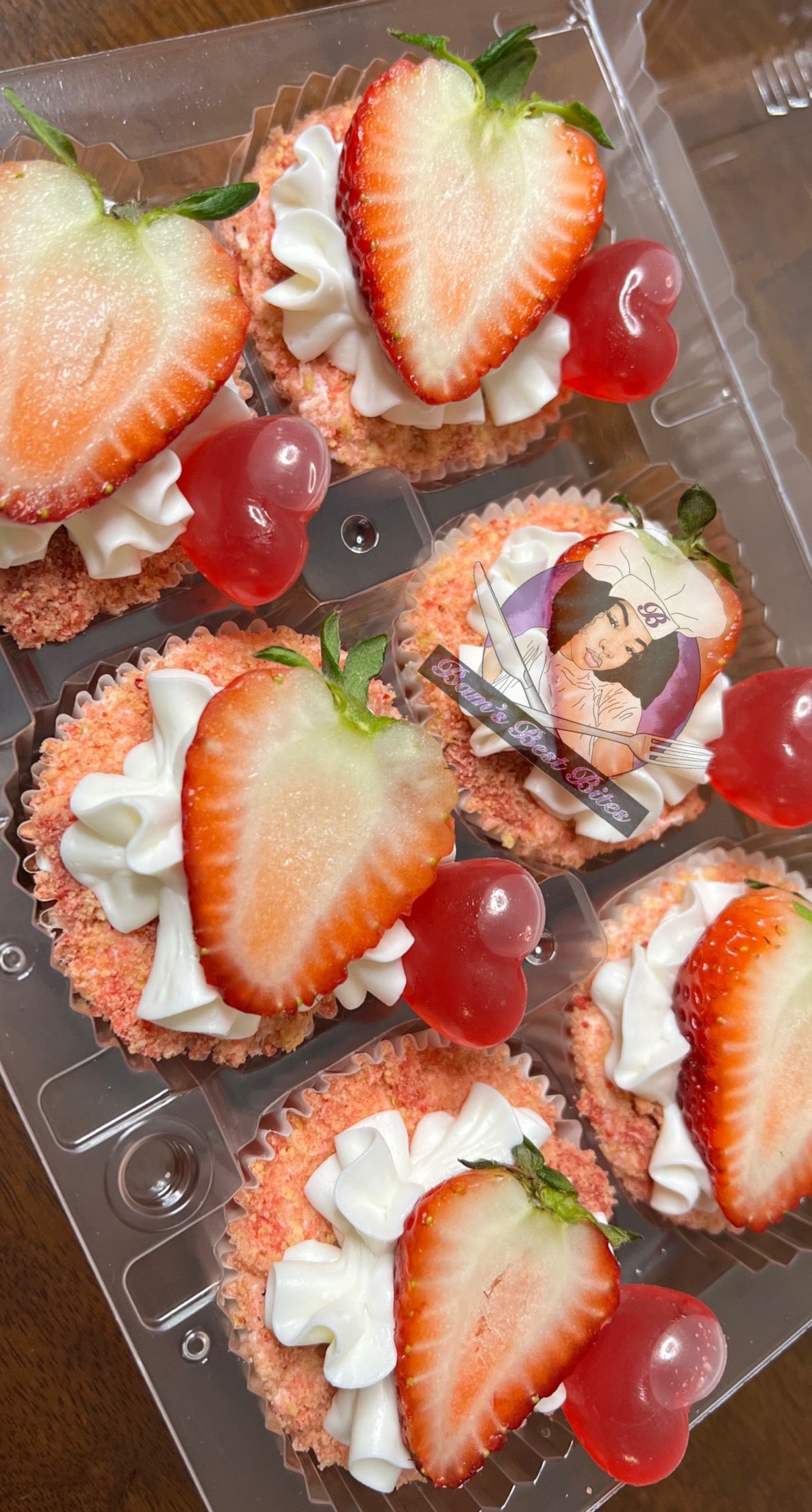 Strawberry Crunch Cupcakes